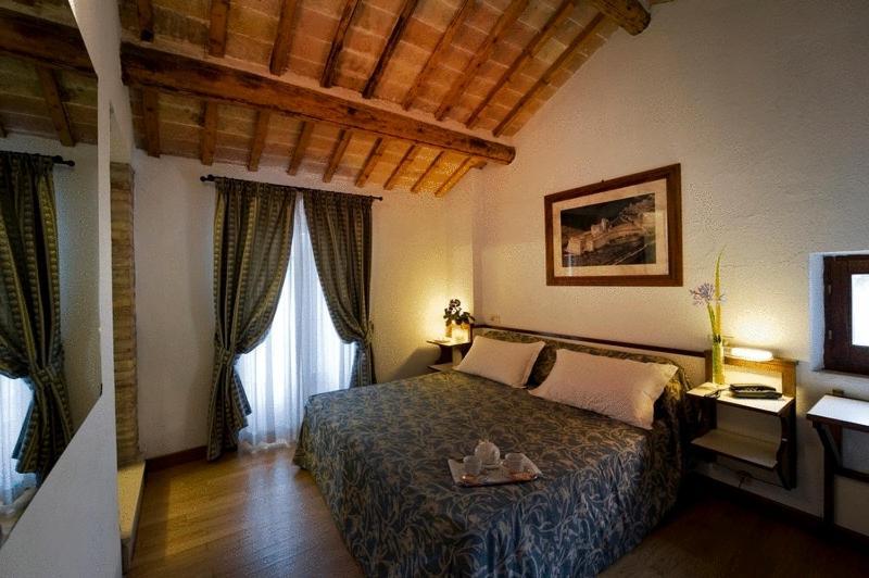 Hotel Il Castello Assisi Exterior photo