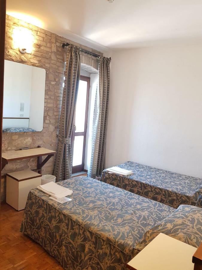 Hotel Il Castello Assisi Exterior photo